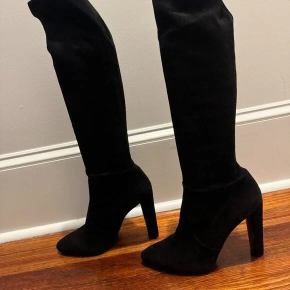 Stuart Weitzman Black Suede Gold Heel Accent Pull-on Boots, 9M - Picture 4 of 13